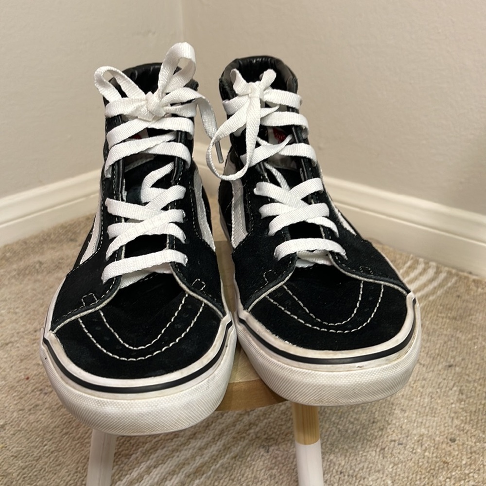 Vans sk8 hi black & white sneakers